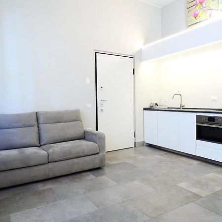 Isola Apartment Pastrengo Milánó Kültér fotó
