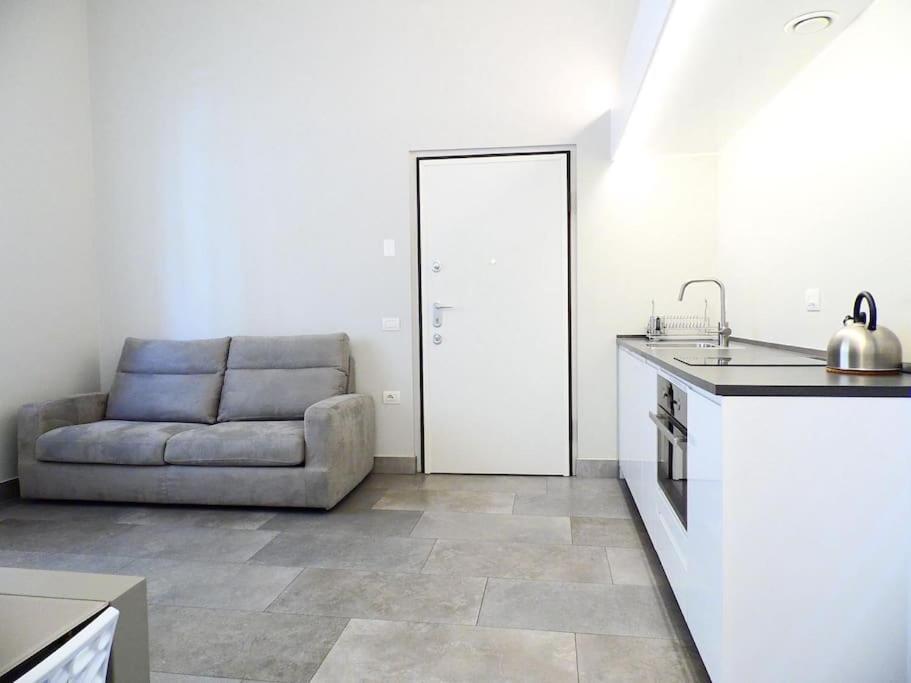 Isola Apartment Pastrengo Milánó Kültér fotó