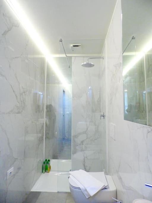 Isola Apartment Pastrengo Milánó Kültér fotó