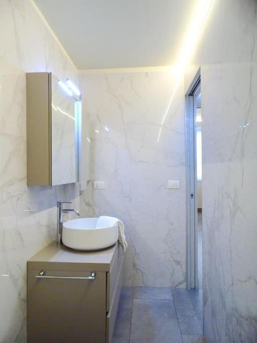 Isola Apartment Pastrengo Milánó Kültér fotó